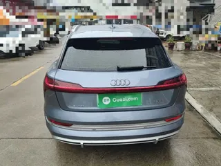 Audi e-tron 2022 купить из Китая, цена 4 915 000 ₽ — Suifenhe Auto