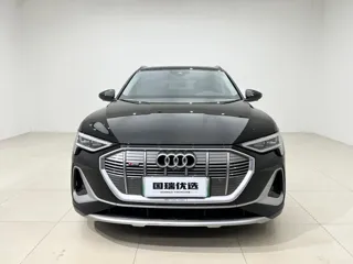 Audi e-tron 2022 купить из Китая, цена 5 208 000 ₽ — Suifenhe Auto