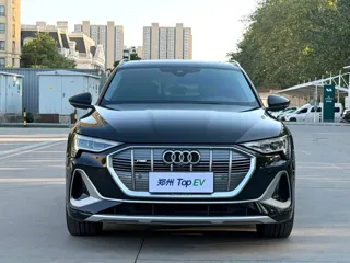 Audi e-tron 2022 купить из Китая, цена 5 578 000 ₽ — Suifenhe Auto
