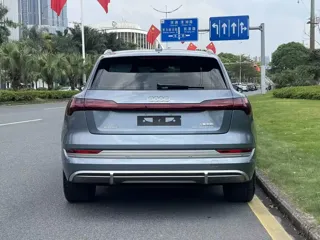 Audi e-tron 2022 купить из Китая, цена 5 175 000 ₽ — Suifenhe Auto