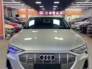 Audi e-tron 2022 купить из Китая, цена 5 337 000 ₽ — Suifenhe Auto