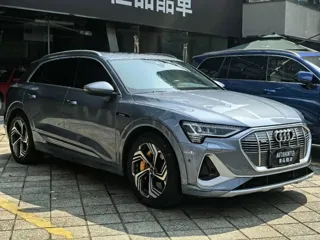 Audi e-tron 2022 купить из Китая, цена 5 506 000 ₽ — Suifenhe Auto