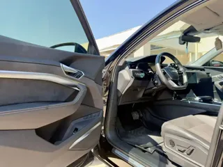 Audi e-tron 2024 купить из Китая, цена 5 222 000 ₽ — Suifenhe Auto