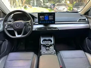 BYD Qin 2023 купить из Китая, цена 1 479 000 ₽ — Suifenhe Auto