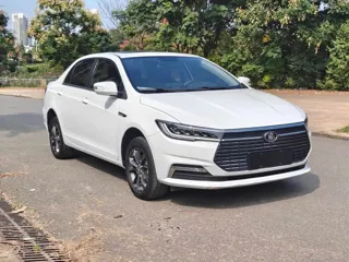 BYD Qin 2023 купить из Китая, цена 1 273 000 ₽ — Suifenhe Auto