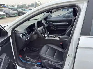 Geely Emgrand 2022 купить из Китая, цена 1 024 000 ₽ — Suifenhe Auto