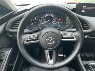 Mazda Mazda3 2021 купить из Китая, цена 2 007 000 ₽ — Suifenhe Auto