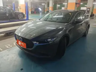 Mazda Mazda3 2022 купить из Китая, цена 1 795 000 ₽ — Suifenhe Auto