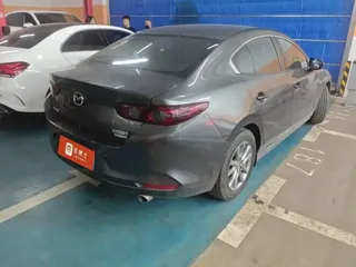 Mazda Mazda3 2022 купить из Китая, цена 1 795 000 ₽ — Suifenhe Auto