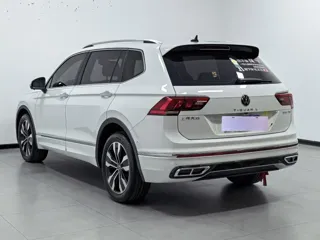 Volkswagen Tiguan 2025 купить из Китая, цена 3 927 000 ₽ — Suifenhe Auto