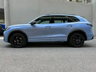 Volkswagen Tiguan 2025 купить из Китая, цена 4 534 000 ₽ — Suifenhe Auto