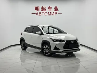 Toyota Yaris 2022 купить из Китая, цена 1 623 000 ₽ — Suifenhe Auto