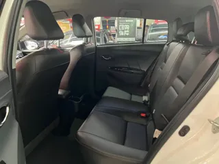 Toyota Yaris 2023 купить из Китая, цена 1 430 000 ₽ — Suifenhe Auto
