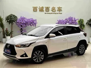 Toyota Yaris 2022 купить из Китая, цена 1 350 000 ₽ — Suifenhe Auto