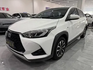 Toyota Yaris 2022 купить из Китая, цена 1 350 000 ₽ — Suifenhe Auto