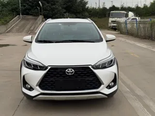 Toyota Yaris 2023 купить из Китая, цена 1 403 000 ₽ — Suifenhe Auto