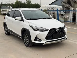 Toyota Yaris 2023 купить из Китая, цена 1 403 000 ₽ — Suifenhe Auto