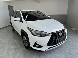 Toyota Yaris 2022 купить из Китая, цена 1 350 000 ₽ — Suifenhe Auto