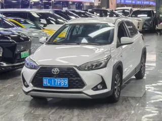 Toyota Yaris 2022 купить из Китая, цена 1 205 000 ₽ — Suifenhe Auto