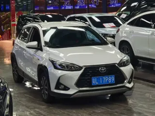 Toyota Yaris 2022 купить из Китая, цена 1 205 000 ₽ — Suifenhe Auto