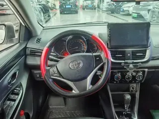 Toyota Yaris 2022 купить из Китая, цена 1 205 000 ₽ — Suifenhe Auto
