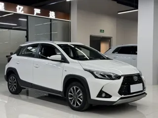 Toyota Yaris 2022 купить из Китая, цена 1 430 000 ₽ — Suifenhe Auto