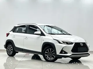 Toyota Yaris 2022 купить из Китая, цена 1 419 000 ₽ — Suifenhe Auto