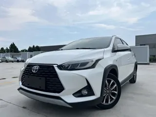 Toyota Yaris 2022 купить из Китая, цена 1 445 000 ₽ — Suifenhe Auto