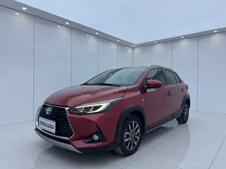 Toyota Yaris 2022 купить из Китая, цена 1 575 000 ₽ — Suifenhe Auto
