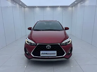 Toyota Yaris 2022 купить из Китая, цена 1 575 000 ₽ — Suifenhe Auto