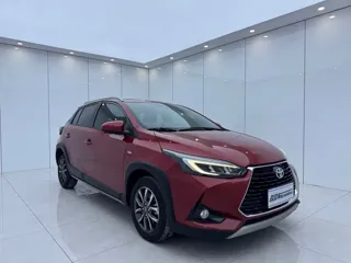 Toyota Yaris 2022 купить из Китая, цена 1 575 000 ₽ — Suifenhe Auto