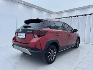 Toyota Yaris 2022 купить из Китая, цена 1 575 000 ₽ — Suifenhe Auto