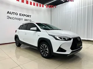 Toyota Yaris 2022 купить из Китая, цена 1 350 000 ₽ — Suifenhe Auto
