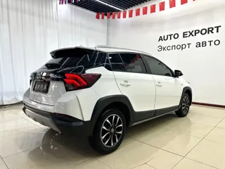 Toyota Yaris 2022 купить из Китая, цена 1 350 000 ₽ — Suifenhe Auto