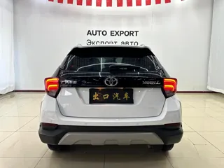 Toyota Yaris 2022 купить из Китая, цена 1 350 000 ₽ — Suifenhe Auto