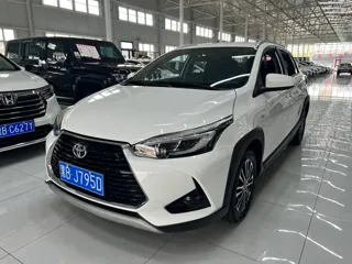 Toyota Yaris 2023 купить из Китая, цена 1 327 000 ₽ — Suifenhe Auto