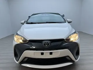 Toyota Yaris 2023 купить из Китая, цена 1 430 000 ₽ — Suifenhe Auto
