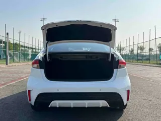Toyota Levin 2023 купить из Китая, цена 1 630 000 ₽ — Suifenhe Auto