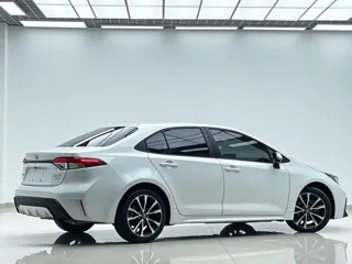 Toyota Levin 2022 купить из Китая, цена 1 503 000 ₽ — Suifenhe Auto