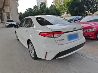 Toyota Levin 2023 купить из Китая, цена 1 272 000 ₽ — Suifenhe Auto