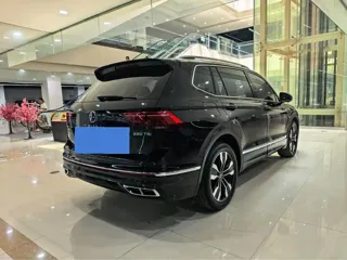 Volkswagen Tiguan 2024 купить из Китая, цена 3 297 000 ₽ — Suifenhe Auto