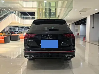 Volkswagen Tiguan 2024 купить из Китая, цена 3 297 000 ₽ — Suifenhe Auto