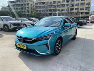 Dongfeng Aeolus Yixuan 2020 купить из Китая, цена 1 093 000 ₽ — Suifenhe Auto