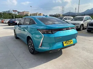 Dongfeng Aeolus Yixuan 2020 купить из Китая, цена 1 093 000 ₽ — Suifenhe Auto