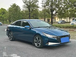 Hyundai Elantra 2023 купить из Китая, цена 1 337 000 ₽ — Suifenhe Auto