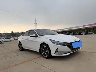 Hyundai Elantra 2023 купить из Китая, цена 1 430 000 ₽ — Suifenhe Auto