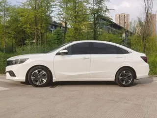 Honda Envix 2020 купить из Китая, цена 971 000 ₽ — Suifenhe Auto