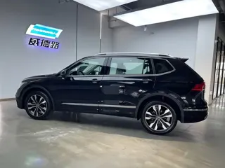 Volkswagen Tiguan 2025 купить из Китая, цена 4 051 000 ₽ — Suifenhe Auto