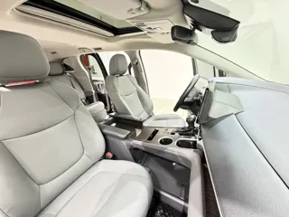 Toyota Granvia 2024 купить из Китая, цена 6 693 000 ₽ — Suifenhe Auto