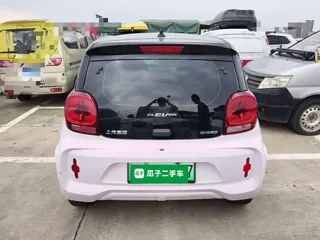 Roewe Clever 2023 купить из Китая, цена 954 000 ₽ — Suifenhe Auto
